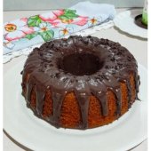 Bolo de Cenoura com cobertura de Brigadeiro